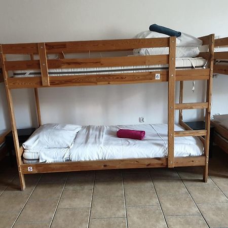 Kolysanka Private Rooms In Old Town Познан Екстериор снимка