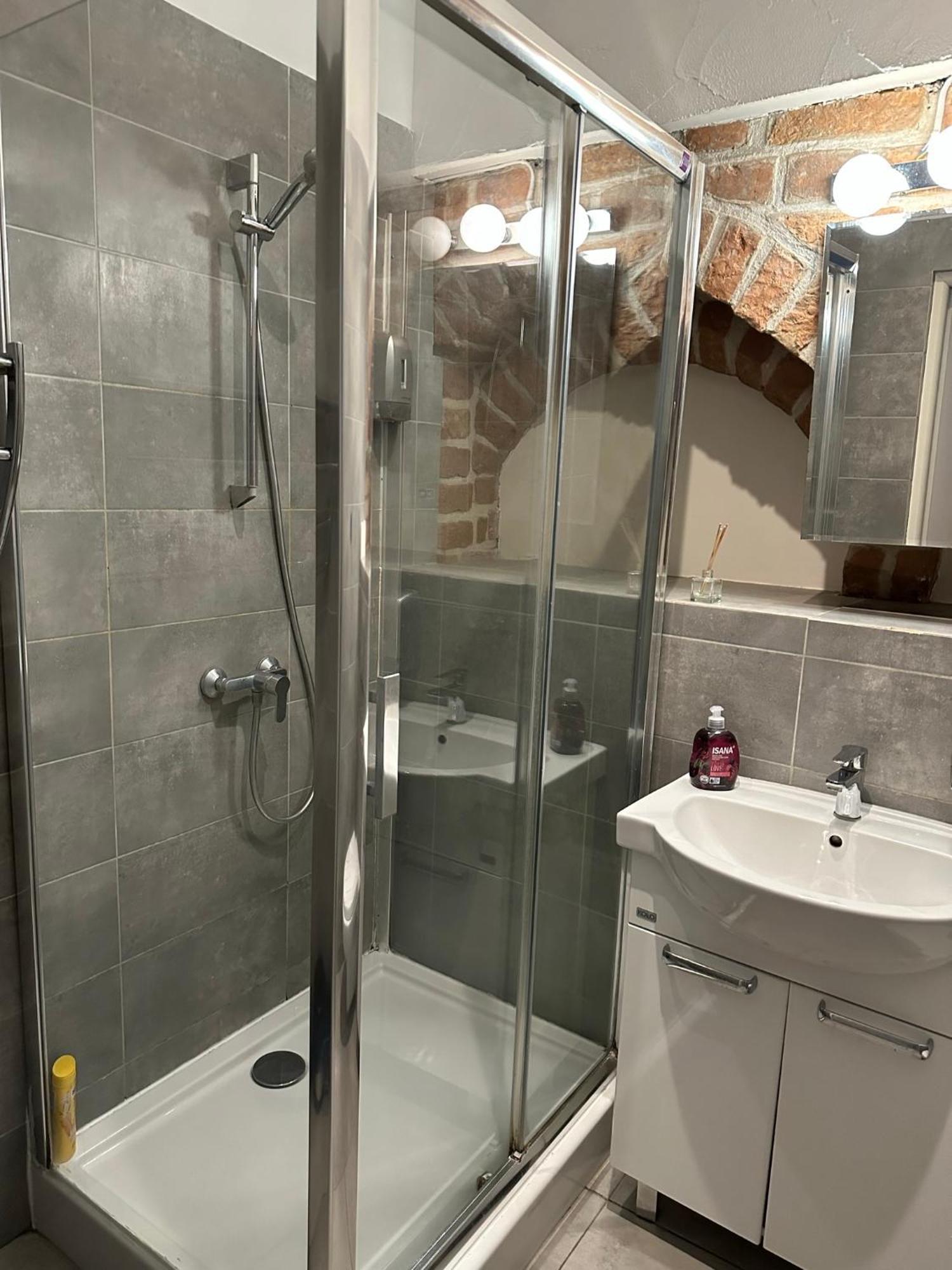 Kolysanka Private Rooms In Old Town Познан Екстериор снимка