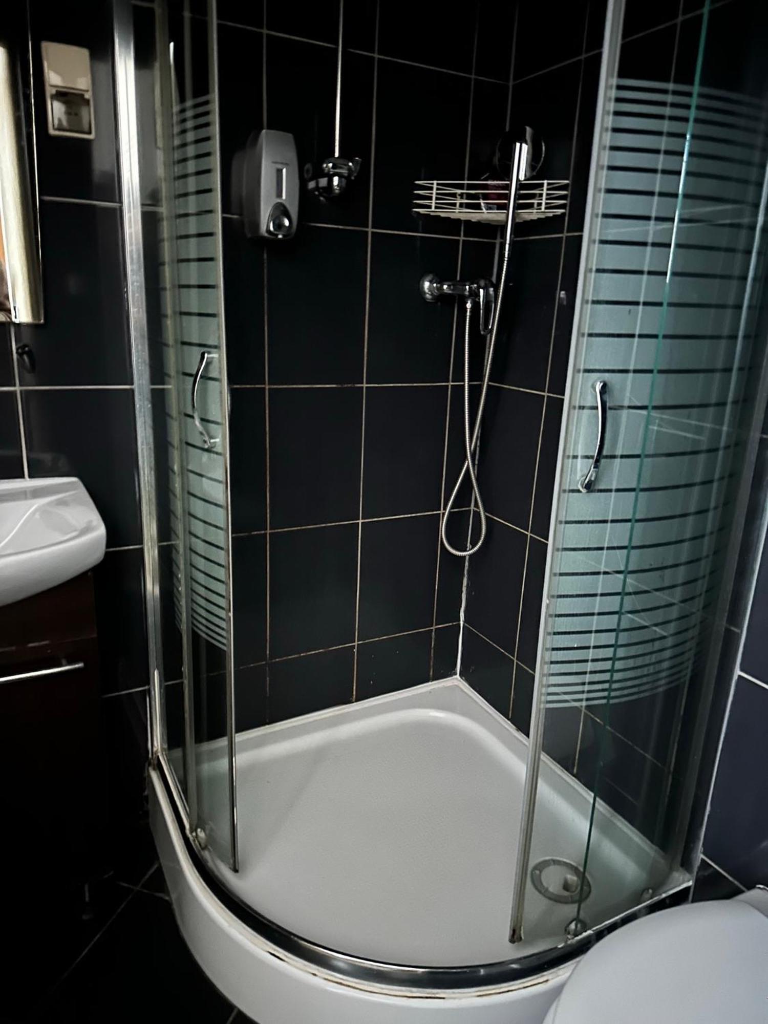 Kolysanka Private Rooms In Old Town Познан Екстериор снимка