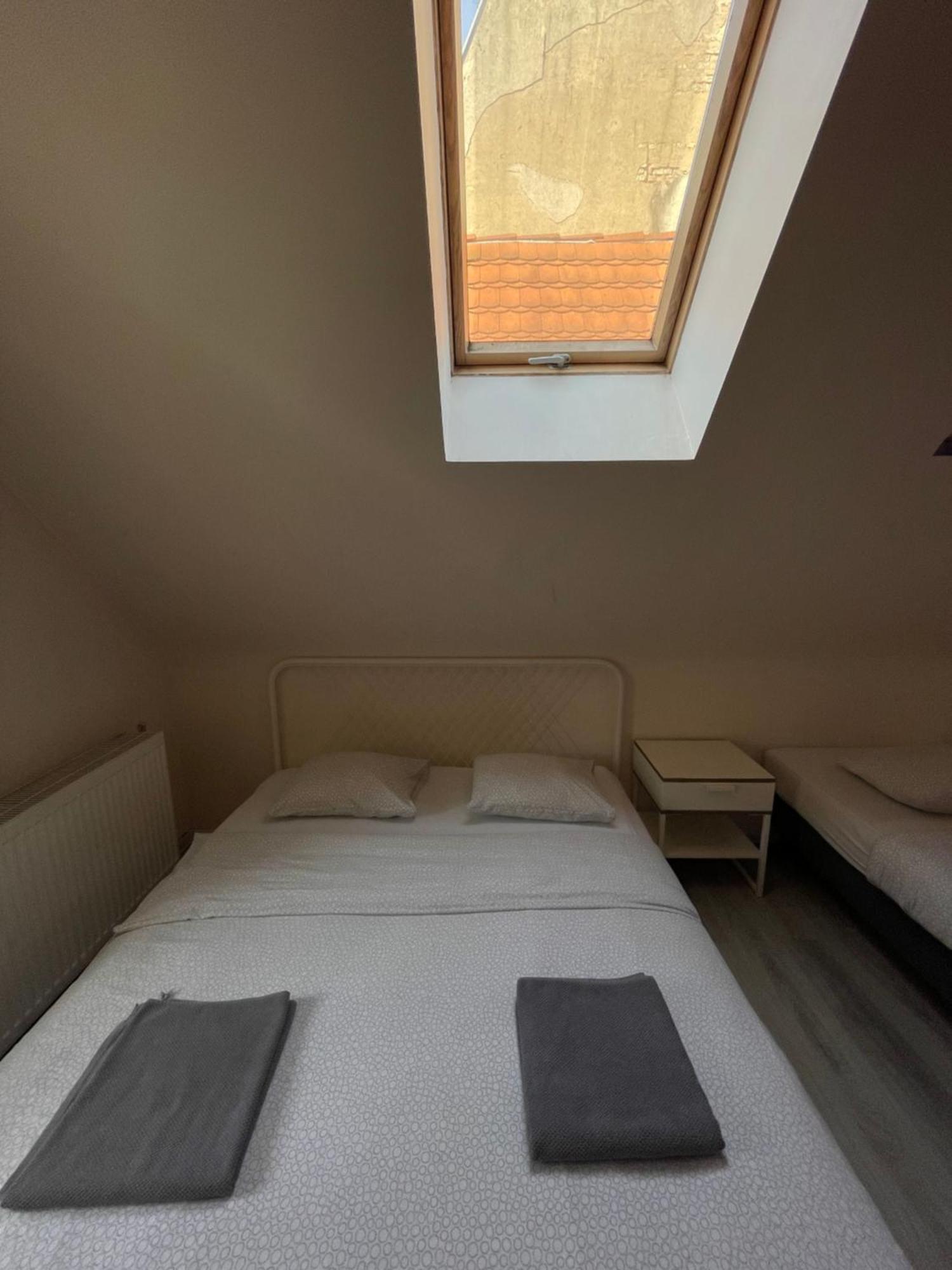 Kolysanka Private Rooms In Old Town Познан Екстериор снимка