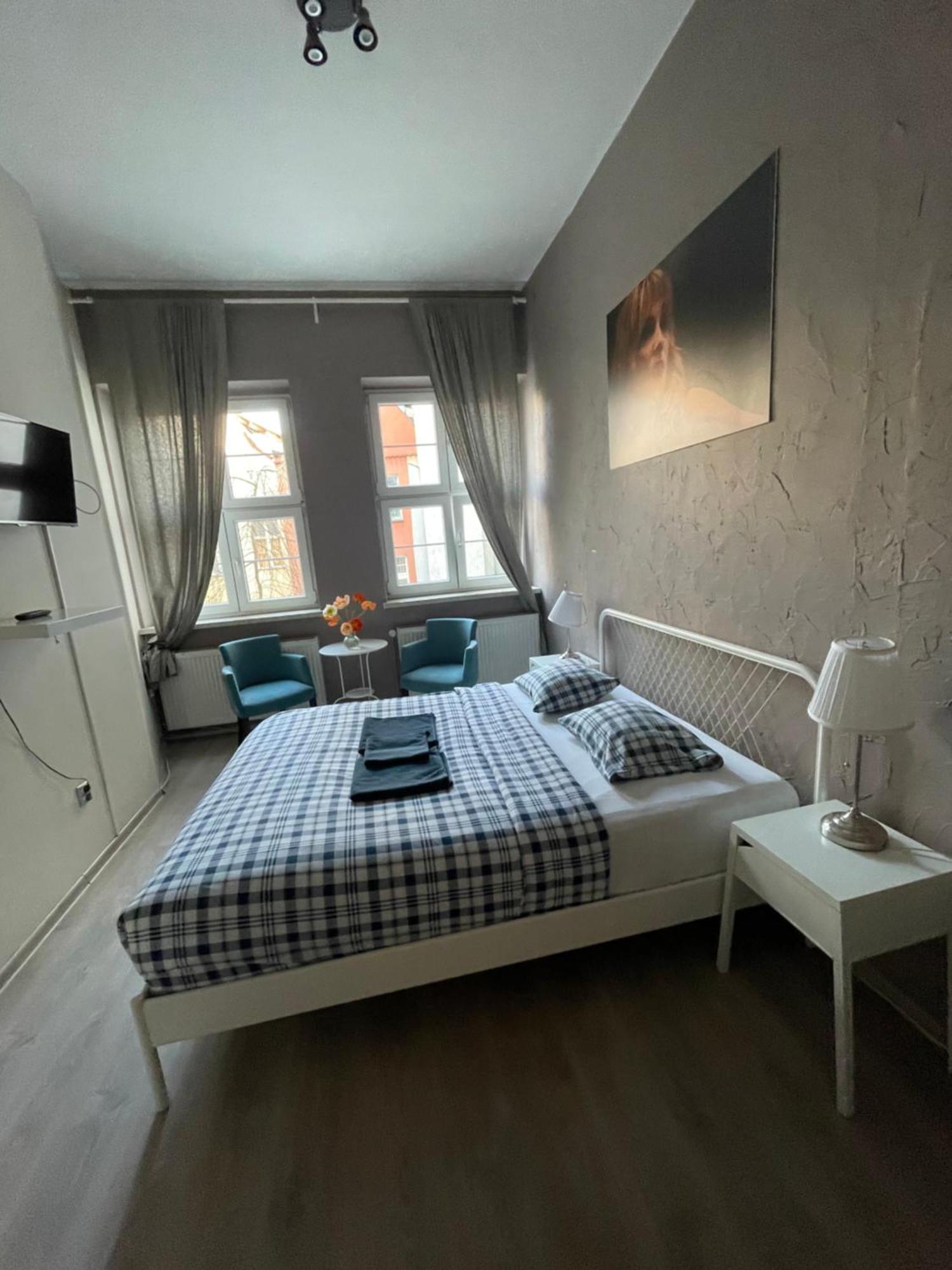 Kolysanka Private Rooms In Old Town Познан Екстериор снимка