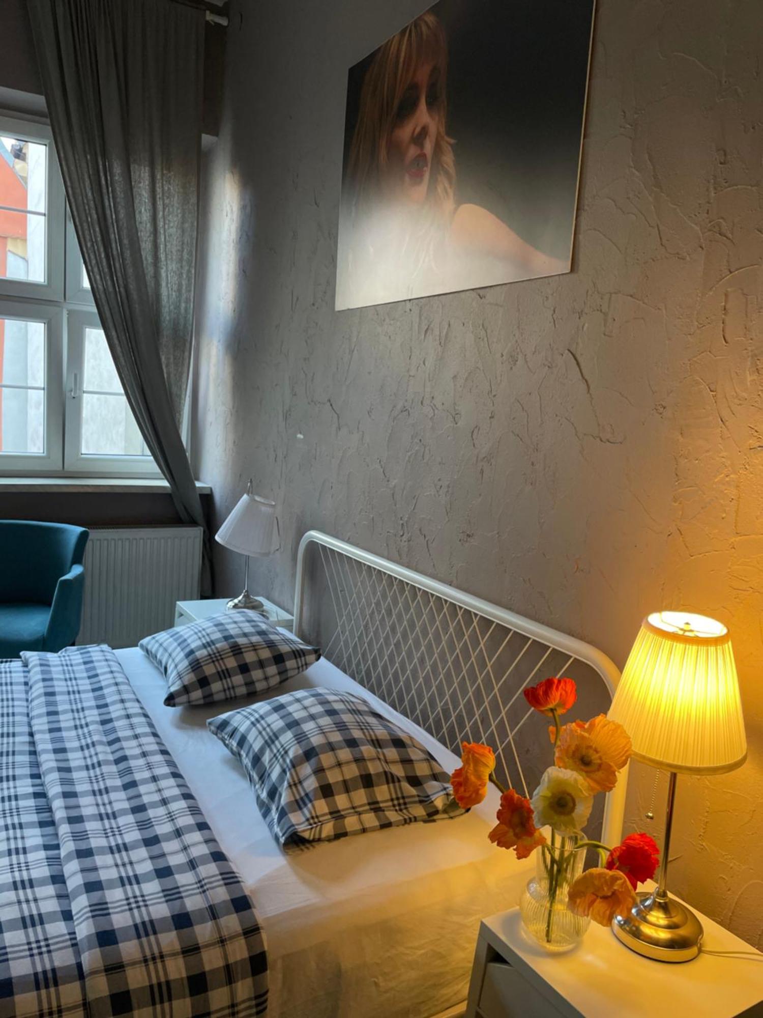 Kolysanka Private Rooms In Old Town Познан Екстериор снимка