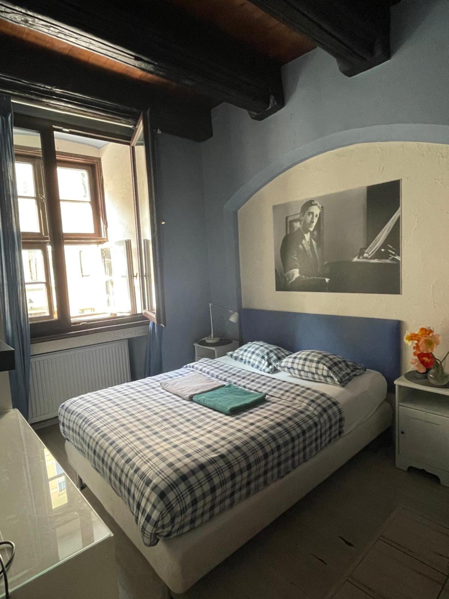 Kolysanka Private Rooms In Old Town Познан Екстериор снимка